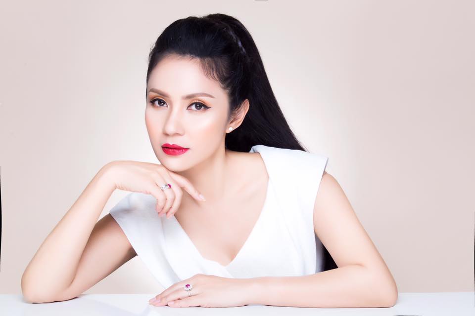 Xúc động Việt Trinh tung ảnh tái ngộ Lê Tuấn Anh sau hơn 10 năm Xúc động Việt Trinh tung ảnh tái ngộ Lê Tuấn Anh sau hơn 10 năm